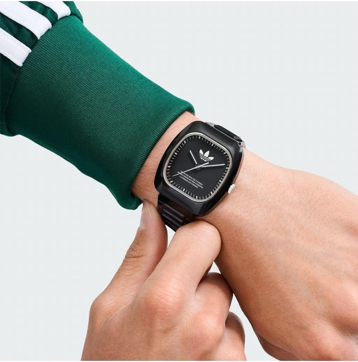 adidas Originals Unisex Analog Armbanduhr Retro Wave Two