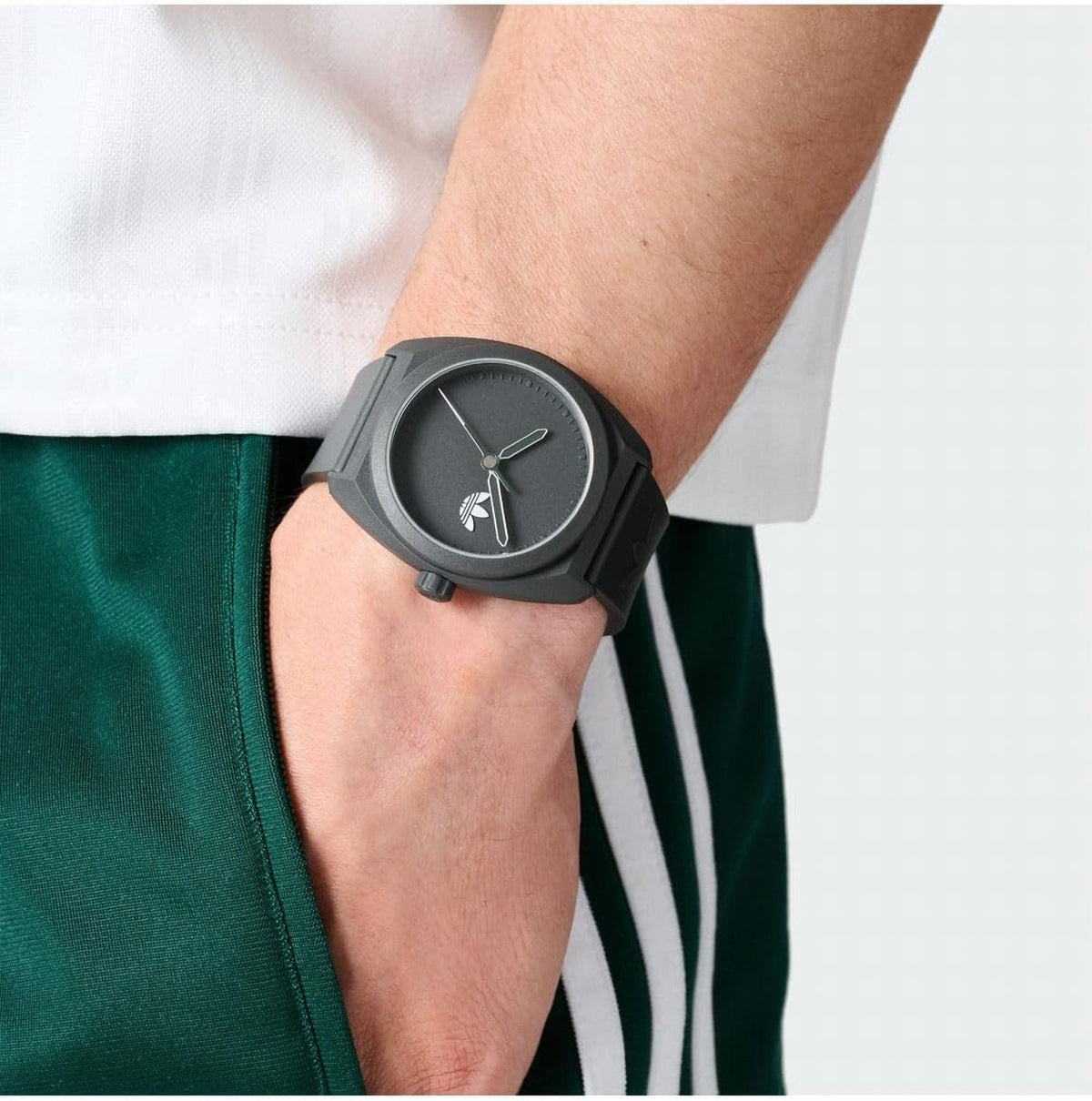adidas Originals Unisex Analog Armbanduhr Project Three