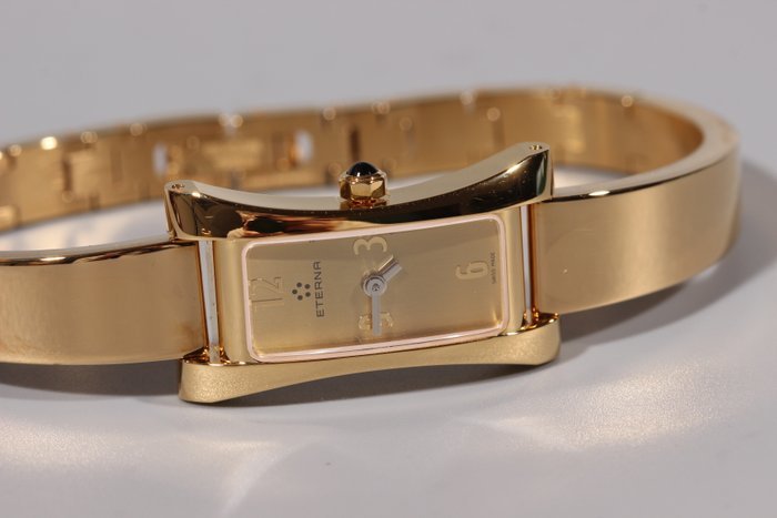 Eterna Armbanduhr Damen Quartz Gold 2610.25.20.0218