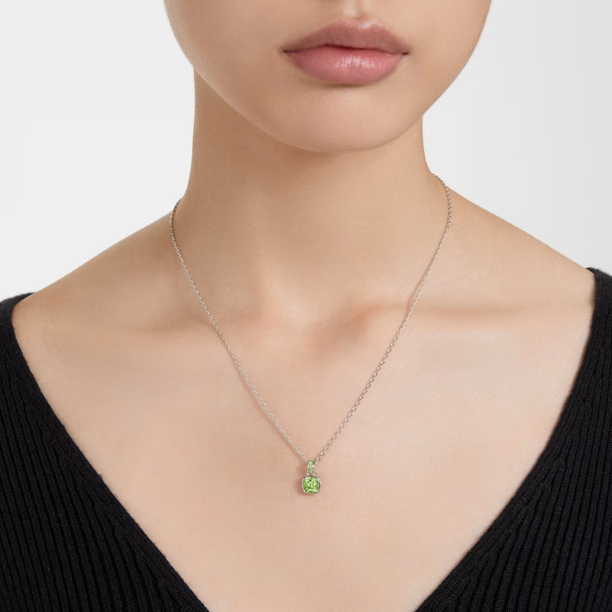 Swarovski Kette mit Anhänger Birthstone August Kissenschliff Grün 5651706