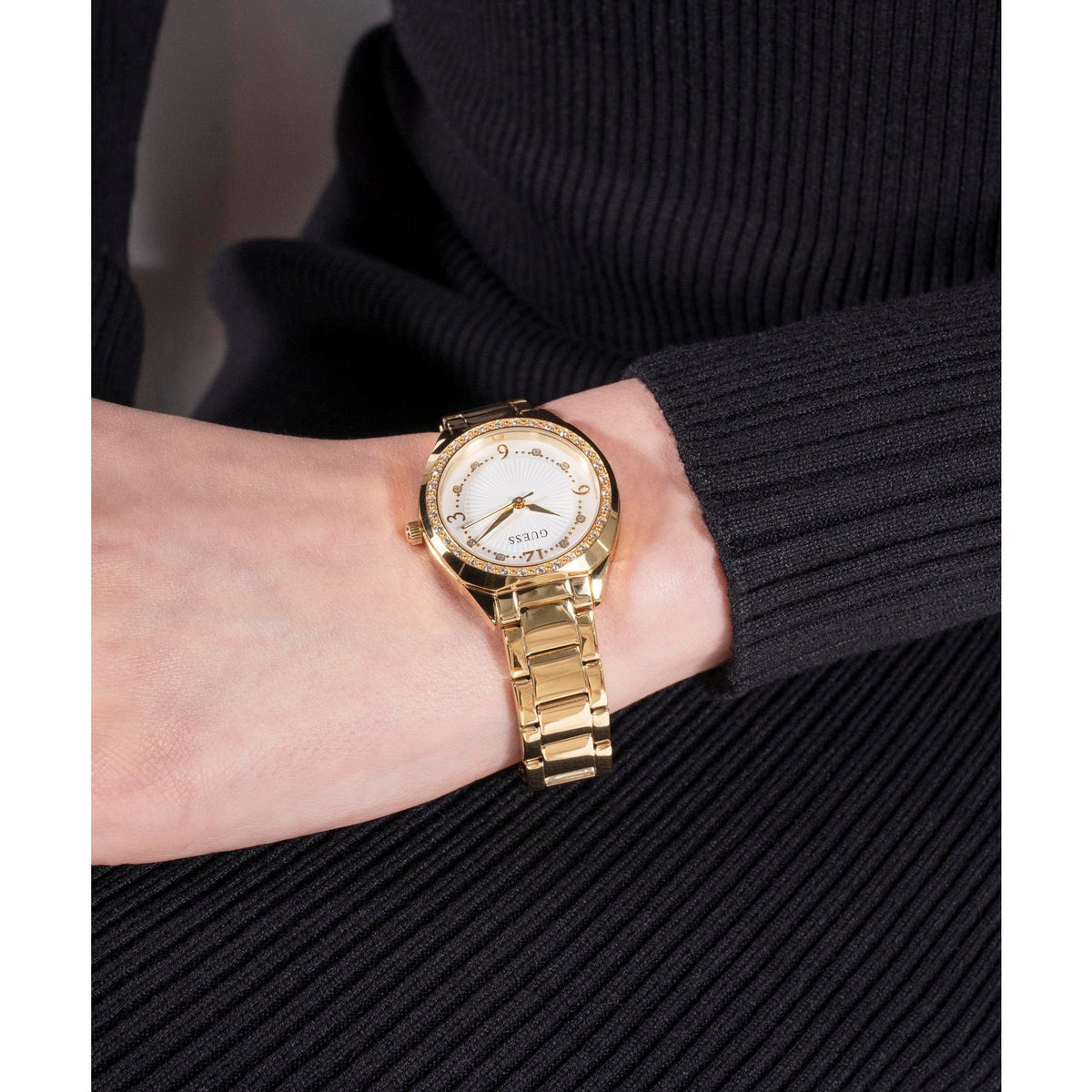 Guess Damen Armbanduhr Charlotte