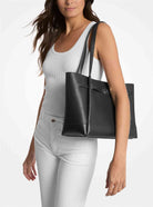 Michael Kors Tote Damen Reed Large Pebbled Leather Tote Schwarz 35F4S6RT3T-BLACK-OS