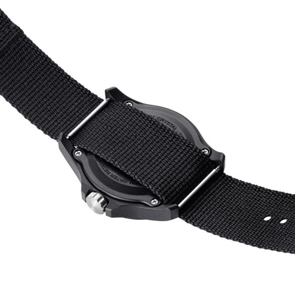 Luminox Armbanduhr Herren Patagonia Carbonox 2400 Series Schwarz X2.BD02.1