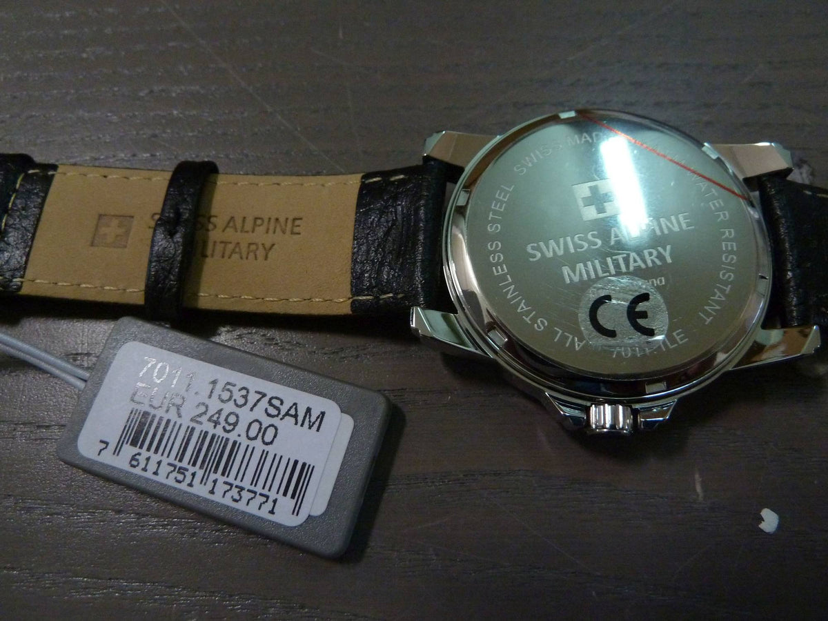 Swiss Alpine Military Herren Armbanduhr 40 mm Armband Leder 7011.1537