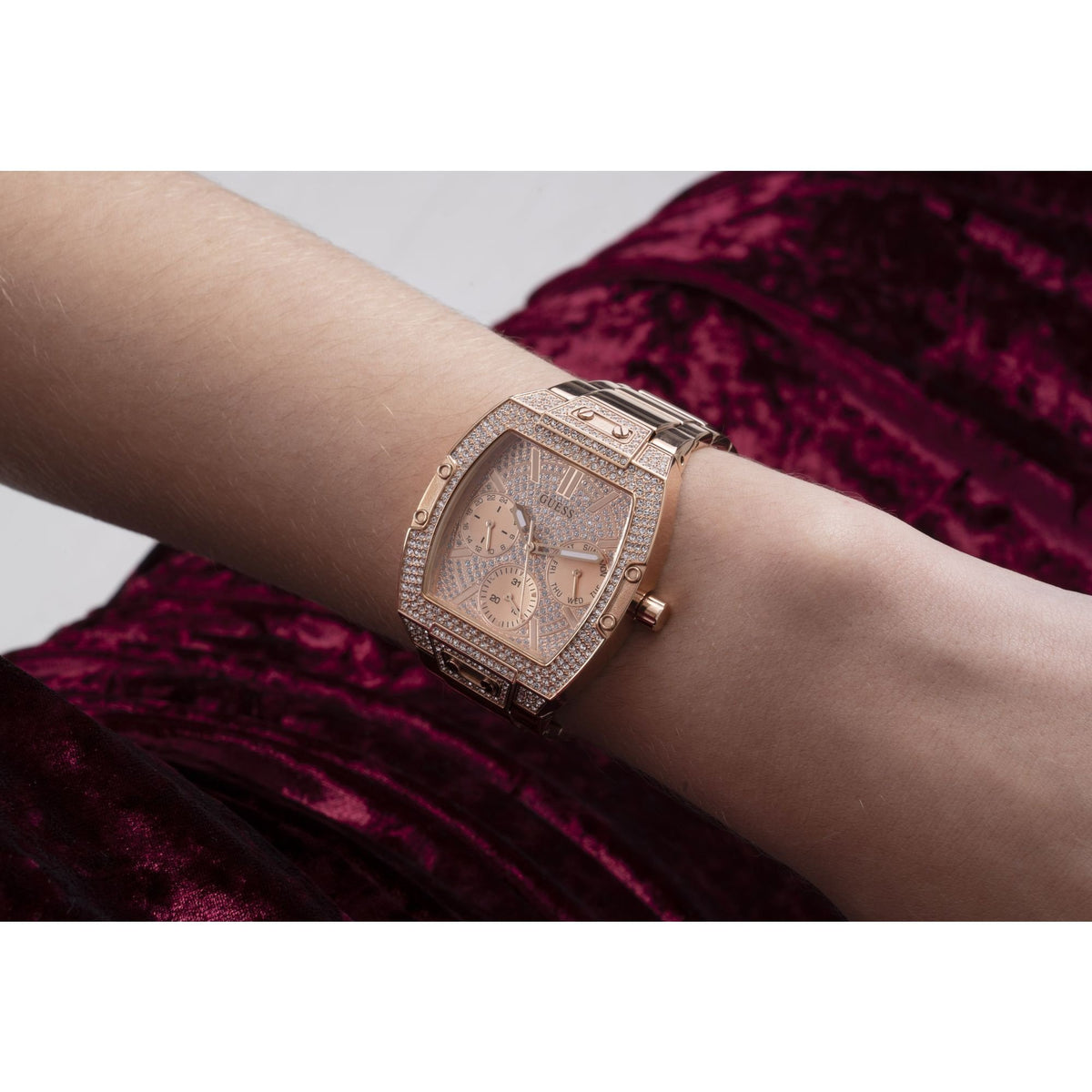 Guess Damen Armbanduhr     Armband  GW0104L3