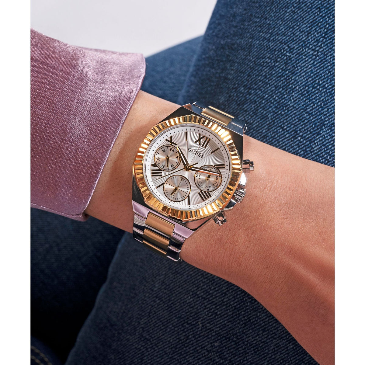 Guess Damen Multifunktionsuhr EQUALITY GW0769L3 Silber und Gold