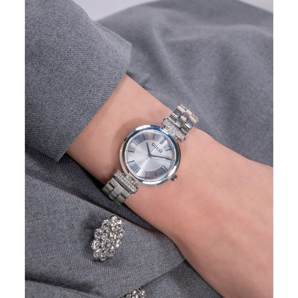 Guess Damen Armbanduhr Array
