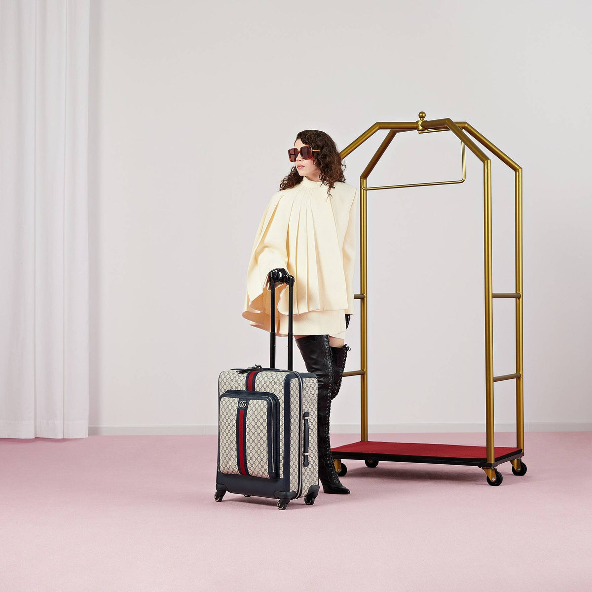 Gucci Trolley Unisex Savoy Medium Trolley Beige/Blue 693664-96IWN-4076