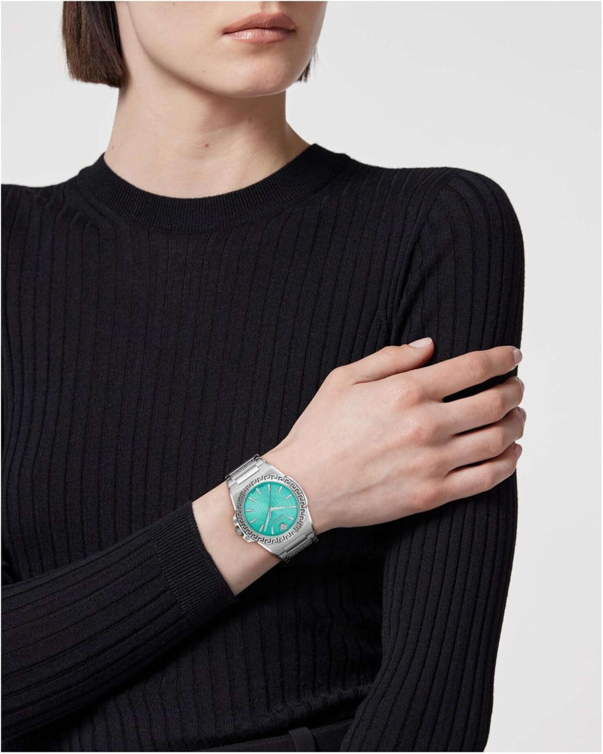 Versace Damen Analog Quarz Armbanduhr Greca Reaction