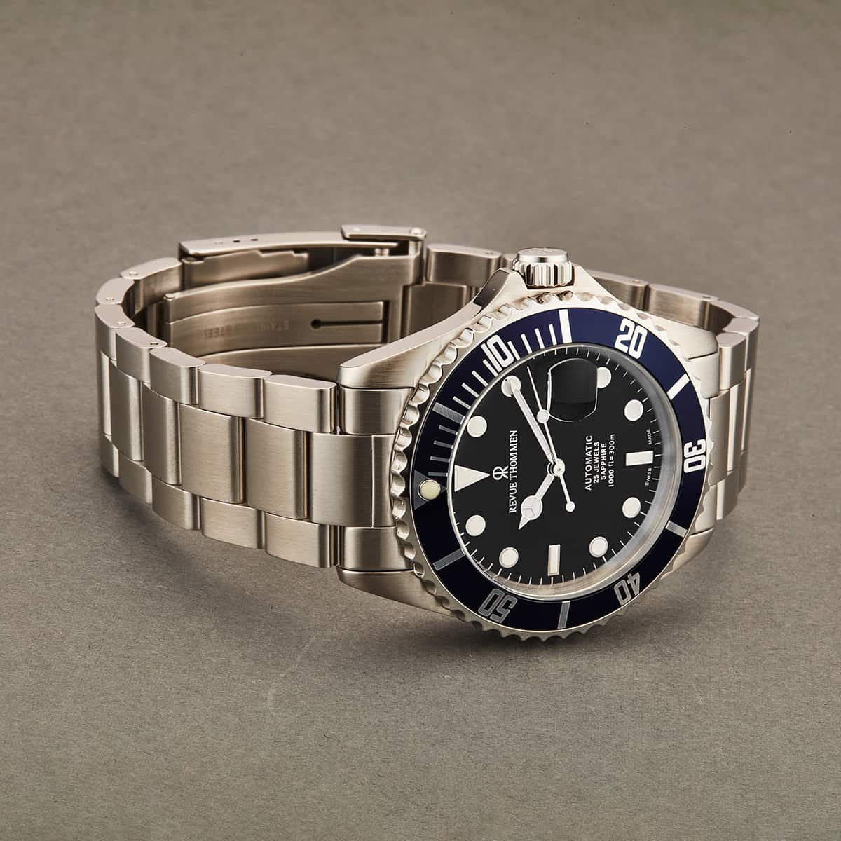 Revue Thommen Herren-Armbanduhr XL Diver Analog Automatik Edelstahl 17571.2135