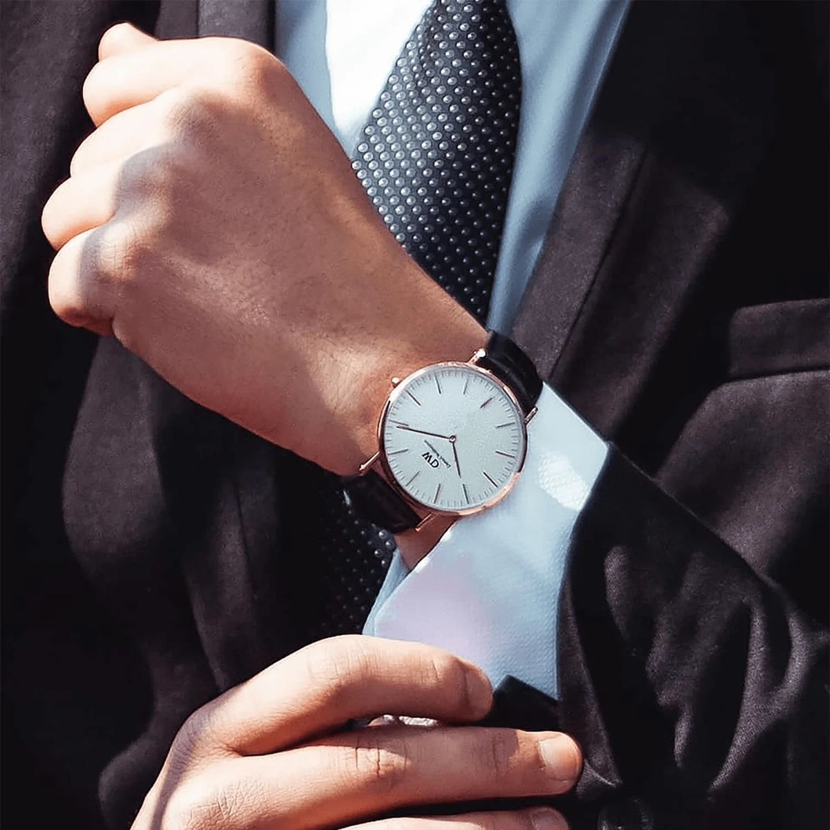 Daniel Wellington Analoguhr Damen Classic Sheffield Roségoldfarben Weiß DW00100036
