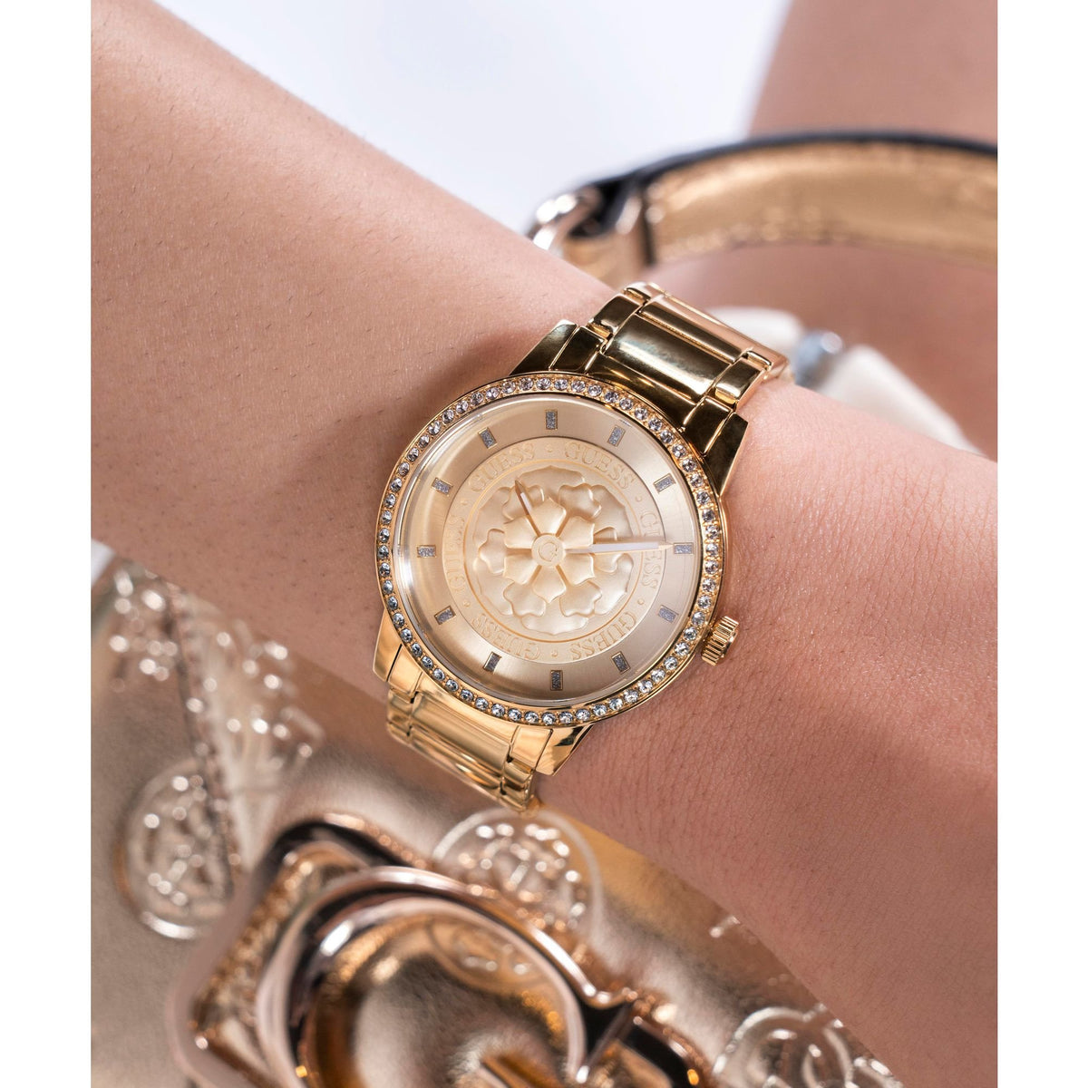Guess Damen Armbanduhr PETAL gold GW0747L2
