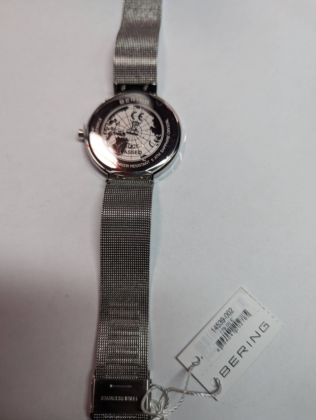 BERING Unisex Armbanduhr Classic silberfarben glänzend Edelstahl Armband und Saphirglas 14539-002