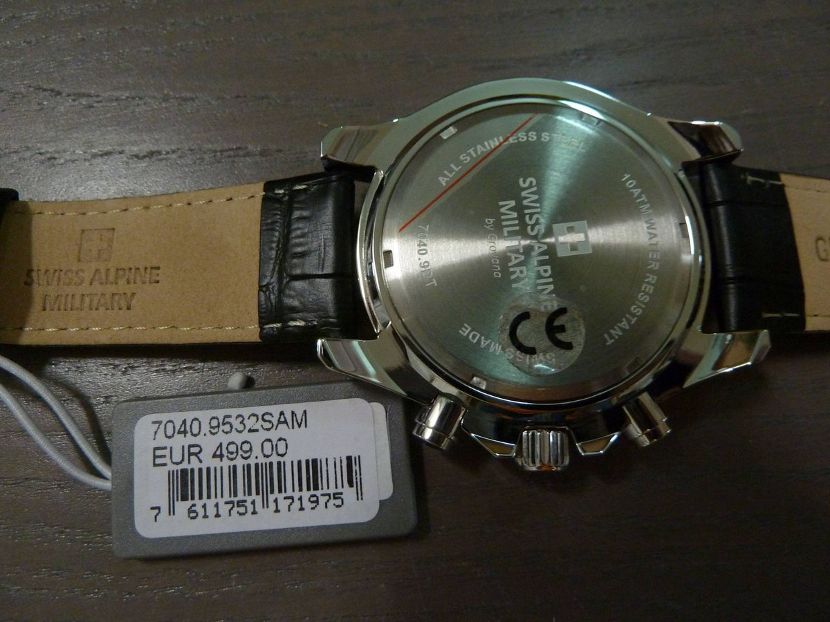 Swiss Alpine Military Herren Armbanduhr Nautilus Lederarmband 44 mm 7040.9532